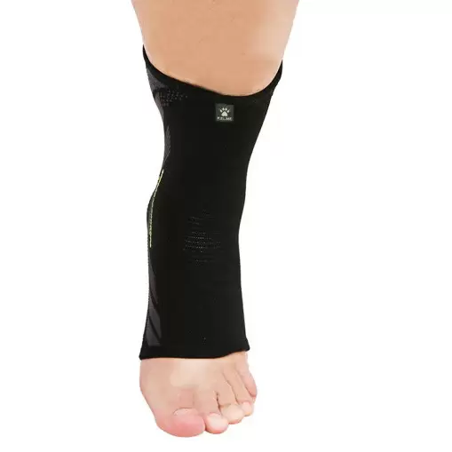 Kelme Суппорт голеностопа SIERO 9886211.000