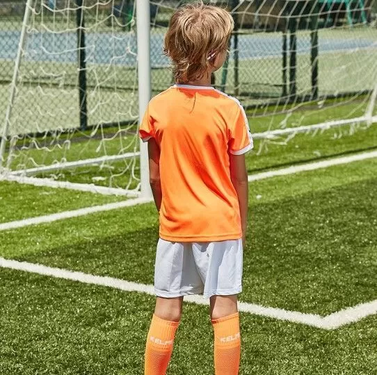 Kelme Комплект COLLEGE (футболка+шорты) 3883033.910